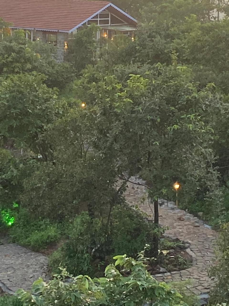 Eshi Resorts And Restaurant - Bhimashankars Jungle Luxury Resort Taleghar Eksteriør bilde