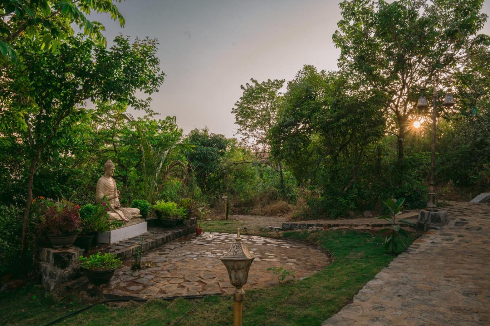 Eshi Resorts And Restaurant - Bhimashankars Jungle Luxury Resort Taleghar Eksteriør bilde
