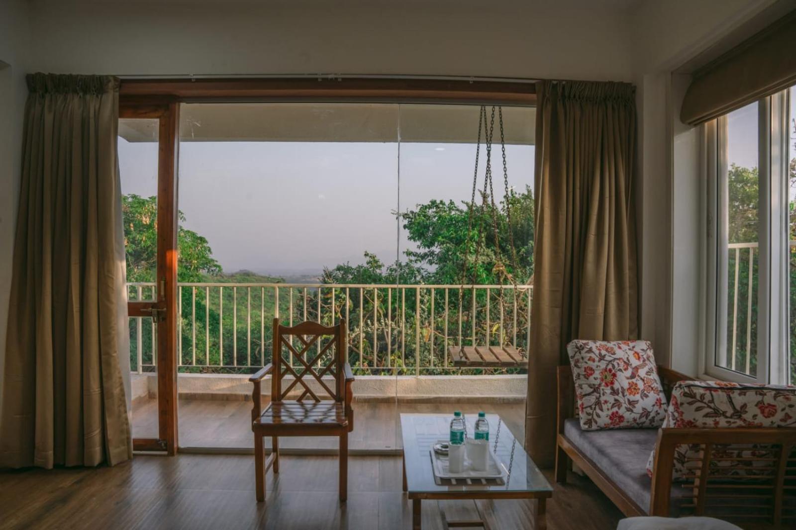 Eshi Resorts And Restaurant - Bhimashankars Jungle Luxury Resort Taleghar Eksteriør bilde