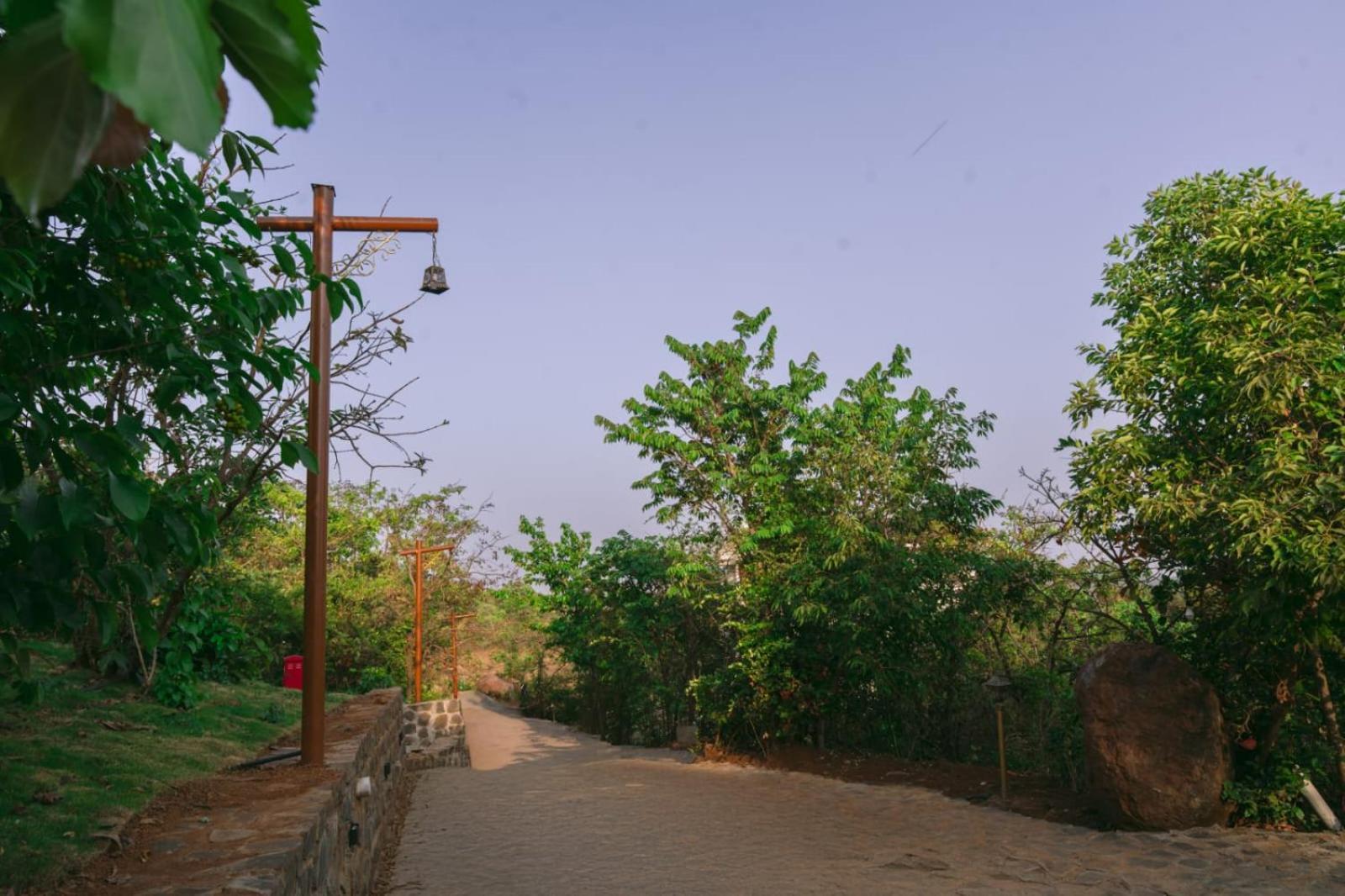 Eshi Resorts And Restaurant - Bhimashankars Jungle Luxury Resort Taleghar Eksteriør bilde